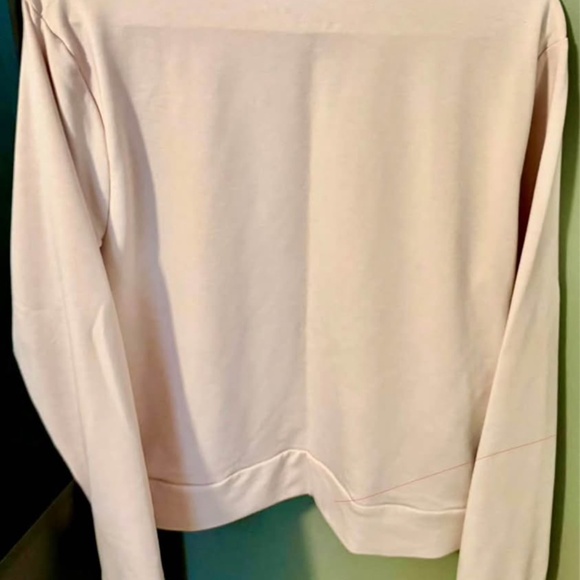 women’s under Armour sweatshirt new without tags - Picture 2 of 3